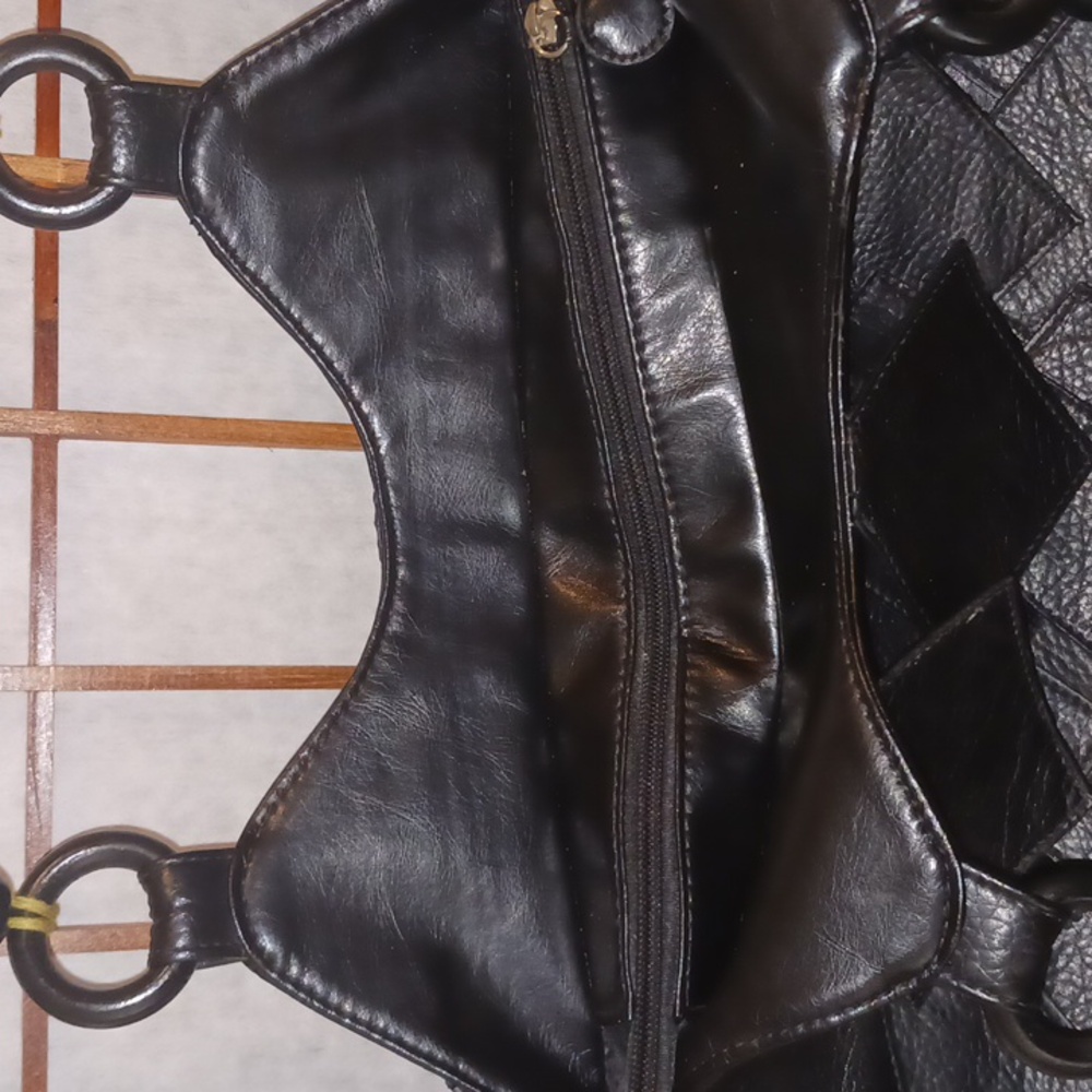 Black Purse - Picture 11 of 11